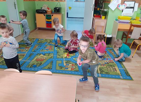 Grupa  młodsza - poznajemy figury