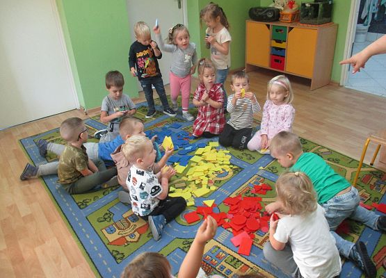 Grupa  młodsza - poznajemy figury