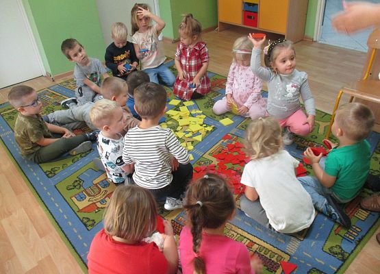 Grupa  młodsza - poznajemy figury