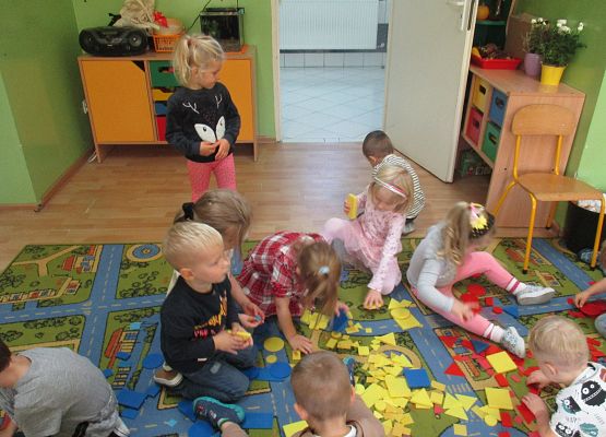 Grupa  młodsza - poznajemy figury