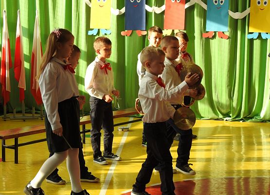 Grafika 56: Uroczystość pasowania na ucznia klasy I w roku szkolnym 2022/2023