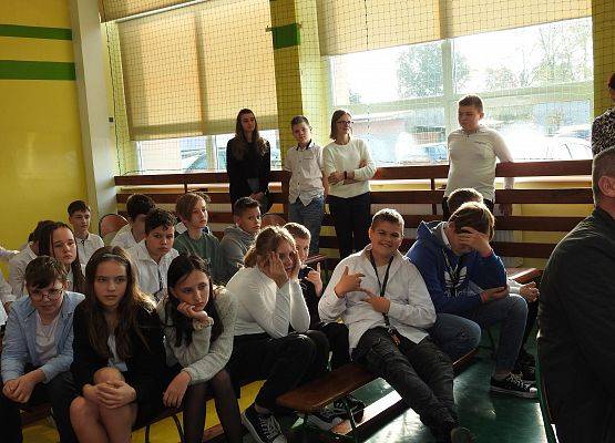 Grafika 66: Uroczystość pasowania na ucznia klasy I w roku szkolnym 2022/2023