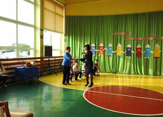 podziękowania dla Pani Małgosi za piękne przygotowanie uczniów do Apelu