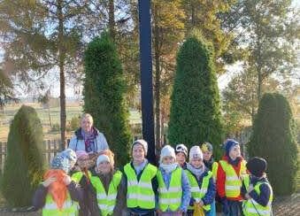 Grafika 1: Szkoła Pamięta