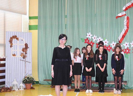 Grafika 1: Uroczysty Apel z okazji obchodów Święta Odzyskania Niepodległości