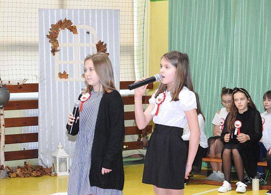 Grafika 13: Uroczysty Apel z okazji obchodów Święta Odzyskania Niepodległości