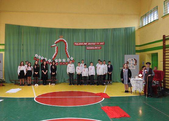 Grafika 50: Uroczysty Apel z okazji obchodów Święta Odzyskania Niepodległości