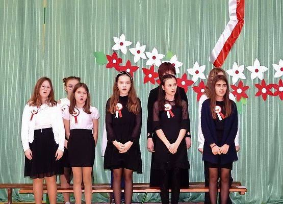 Grafika 49: Uroczysty Apel z okazji obchodów Święta Odzyskania Niepodległości