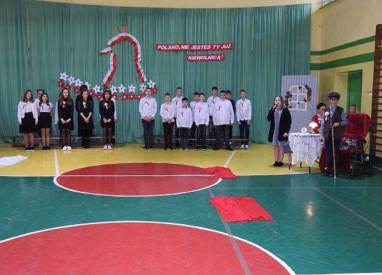 Grafika 67: Uroczysty Apel z okazji obchodów Święta Odzyskania Niepodległości