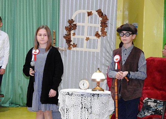 Grafika 69: Uroczysty Apel z okazji obchodów Święta Odzyskania Niepodległości