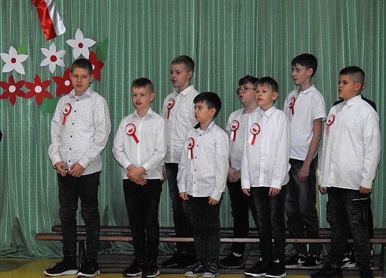 Grafika 90: Uroczysty Apel z okazji obchodów Święta Odzyskania Niepodległości