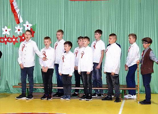 Grafika 92: Uroczysty Apel z okazji obchodów Święta Odzyskania Niepodległości