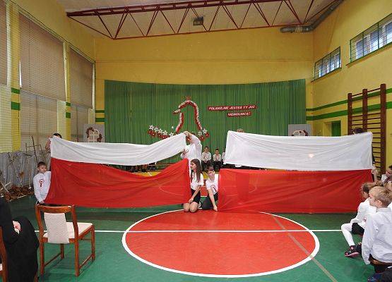 Grafika 106: Uroczysty Apel z okazji obchodów Święta Odzyskania Niepodległości