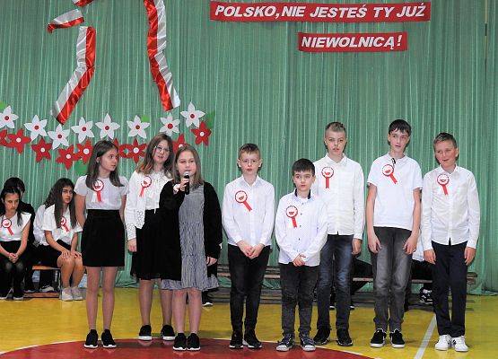 Grafika 109: Uroczysty Apel z okazji obchodów Święta Odzyskania Niepodległości