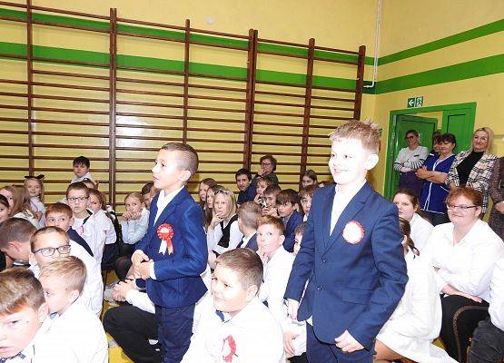 Grafika 126: Uroczysty Apel z okazji obchodów Święta Odzyskania Niepodległości