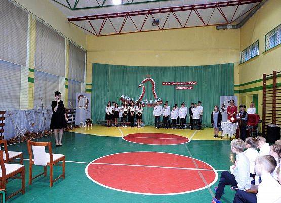 Grafika 129: Uroczysty Apel z okazji obchodów Święta Odzyskania Niepodległości