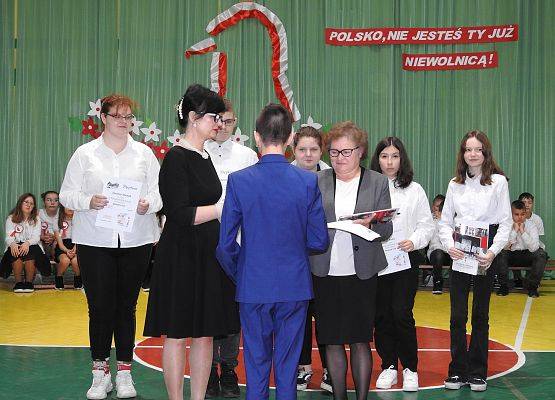 Grafika 148: Uroczysty Apel z okazji obchodów Święta Odzyskania Niepodległości