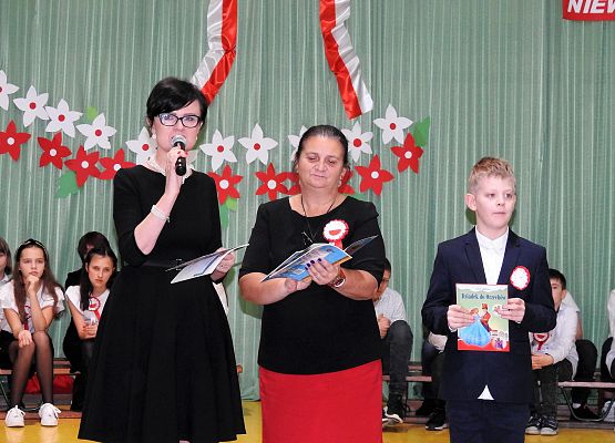 Grafika 153: Uroczysty Apel z okazji obchodów Święta Odzyskania Niepodległości