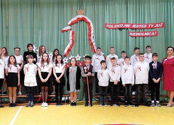 Grafika 157: Uroczysty Apel z okazji obchodów Święta Odzyskania Niepodległości