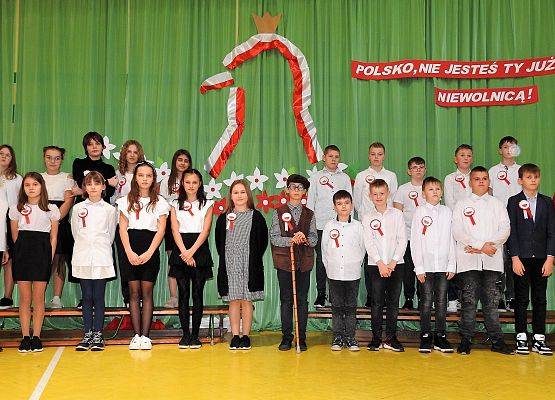 Grafika 158: Uroczysty Apel z okazji obchodów Święta Odzyskania Niepodległości