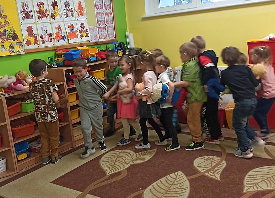 Grafika 6: Dzień Pluszowego Misia