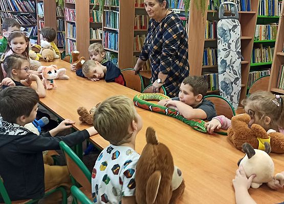 Grafika 9: Dzień Pluszowego Misia