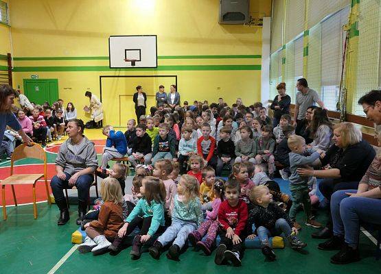 Grafika 1: KONCERT MUZYCZNY