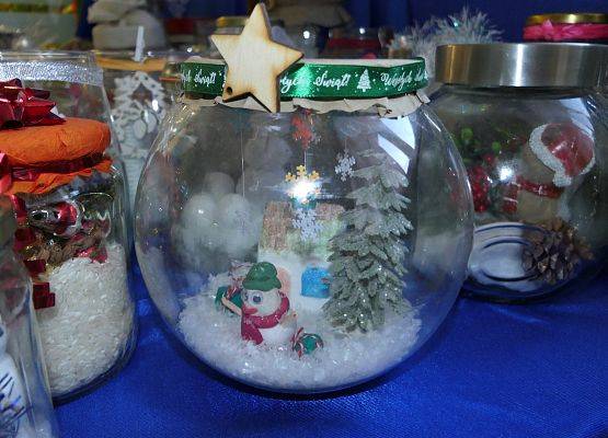 wystawa prac Zima zamknięta w słoiku"