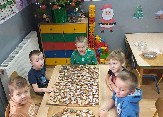 Grafika 89: Przygotowania do świąt