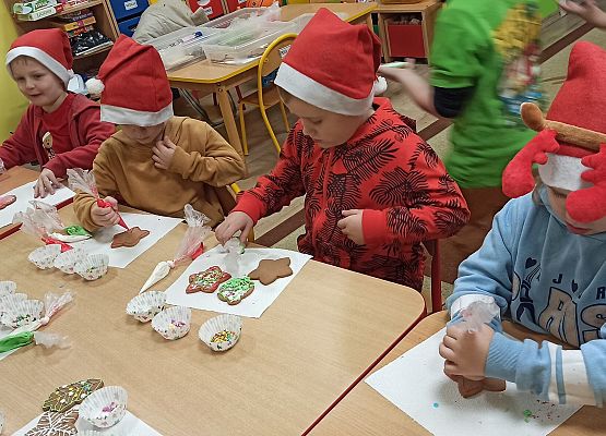 Grafika 7: Pierniczkowe warsztaty