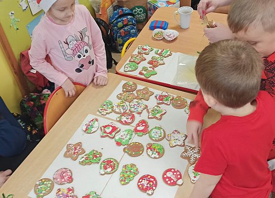 Grafika 8: Pierniczkowe warsztaty