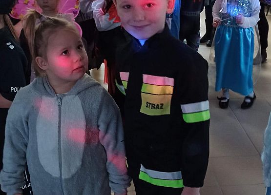 Grafika 2: Bal Karnawałowy