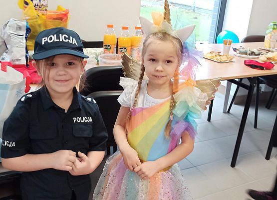 Grafika 12: Bal Karnawałowy