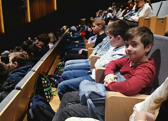 Wyjazd na spektakl pt. Opowieść wigilijna do teatru w Słupsku.