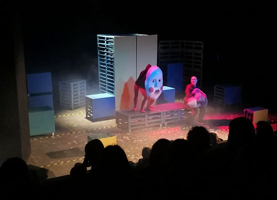 Wyjazd na spektakl pt. Opowieść wigilijna do teatru w Słupsku.