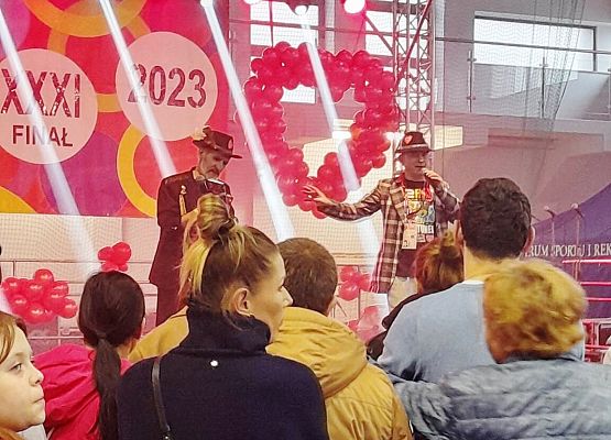 31 Finał WOŚP w Zespole Szkół w Garczegorzu, kwesta na mieście
