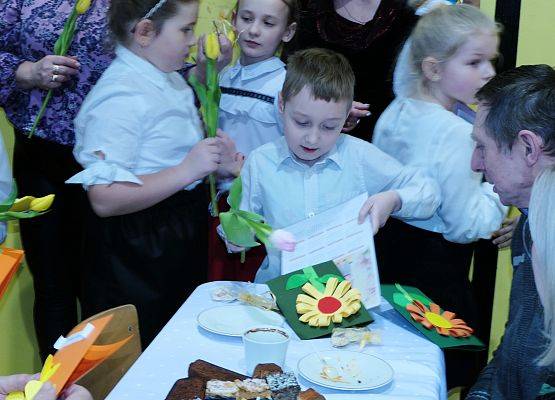 Uroczystość z okazji Dnia Babci i Dziadka w Zespole Szkół w Garczegorzu.