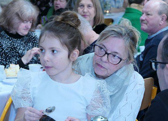 Uroczystość z okazji Dnia Babci i Dziadka w Zespole Szkół w Garczegorzu.