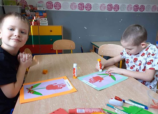 Starszaki przy pracy