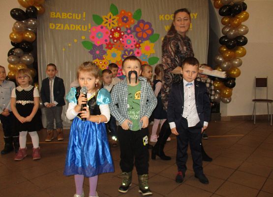 Grafika 42: Dzień Babci i Dziadka