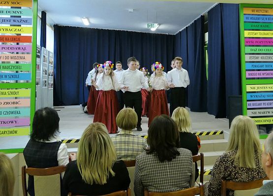 Wizyta Starszego Wizytatora Pani Beaty Sobańskiej - Zając i dyrektorów w Szkole Podstawowej w Garczegorzu