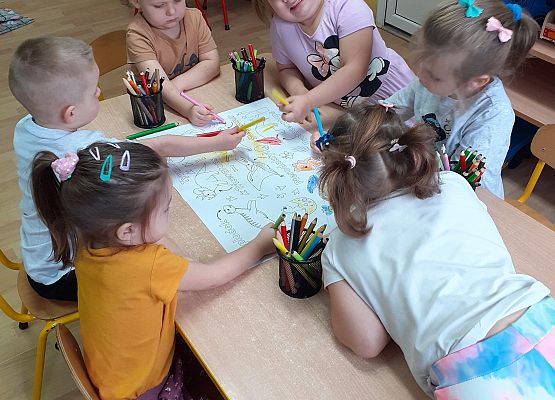 Świat dinozaurów - młodsza grupa