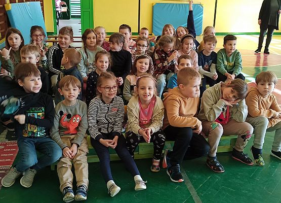 Grafika 1: Przedstawienie historyczne