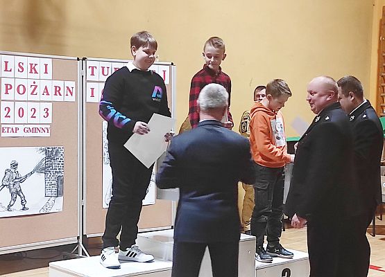 Ogólnopolski turniej wiedzy pożarniczej w szkole w Nowej Wsi Lęborskiej.
