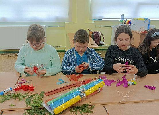 Uczniowie w trakcie warsztatów