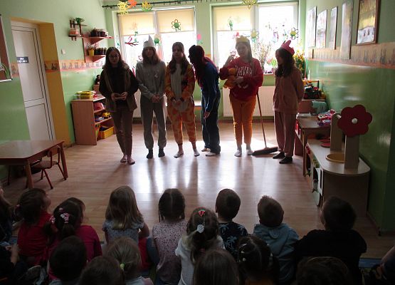 Występ uczniów VIII klasy