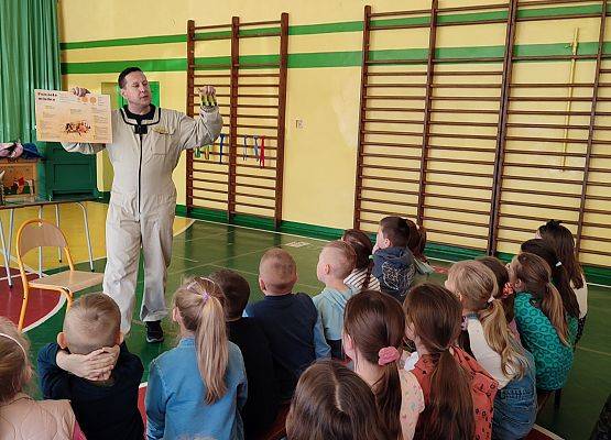 Spotkanie z pszczelarzem