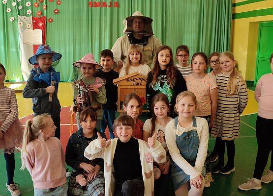 Spotkanie z pszczelarzem