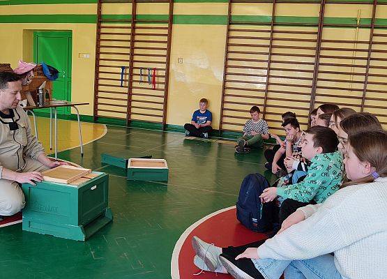 Spotkanie z pszczelarzem