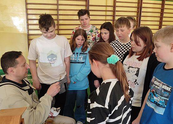 Spotkanie z pszczelarzem